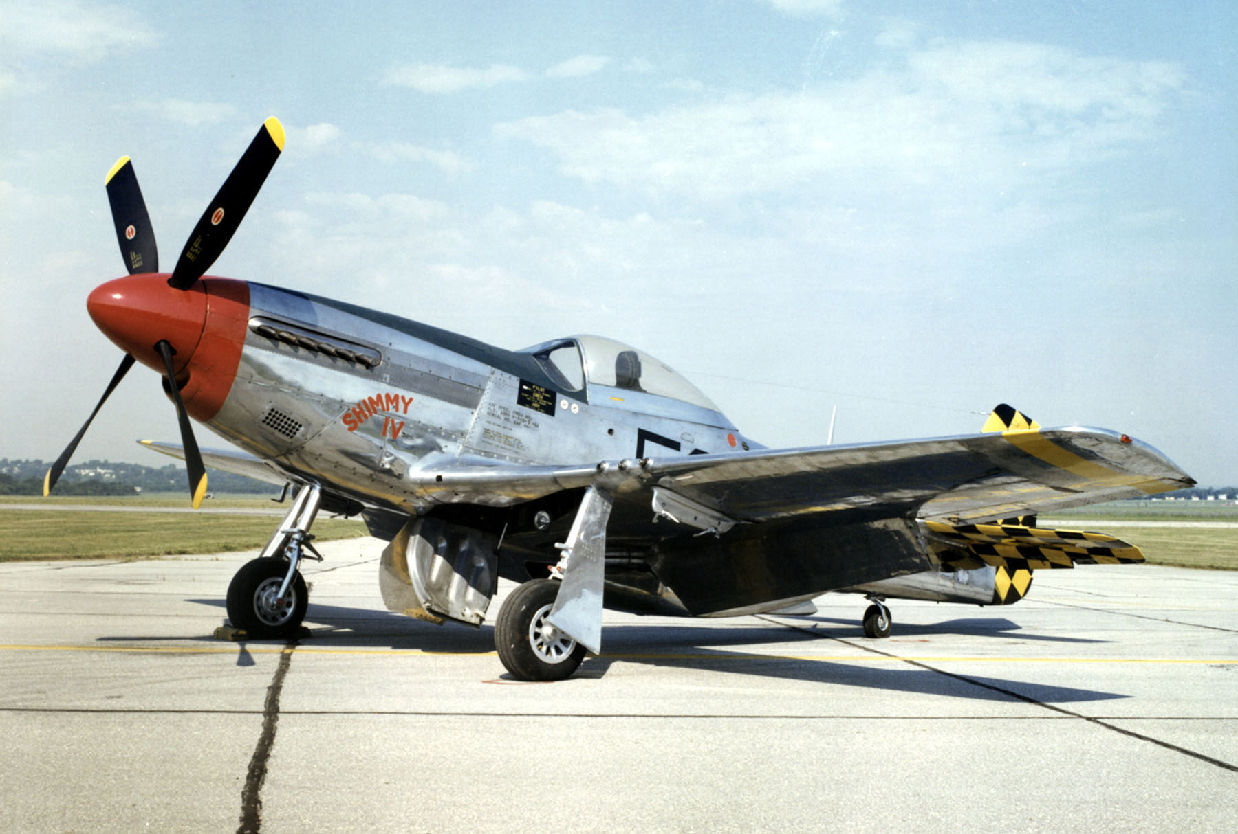 マンテル大尉のF-51Dと同型にあたるノースアメリカンP-51Dマスタング戦闘機